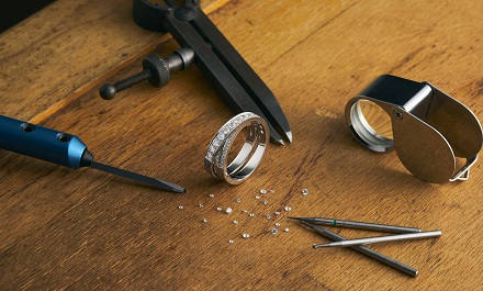 Choosing the right jewellery-making tools